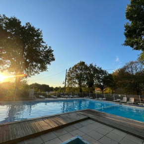 7-gîte-7 personnes au cœur de la nature /piscine